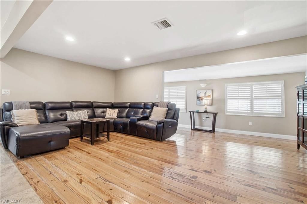 407 Copeland Ave N, Everglades City, FL 34139 Photo