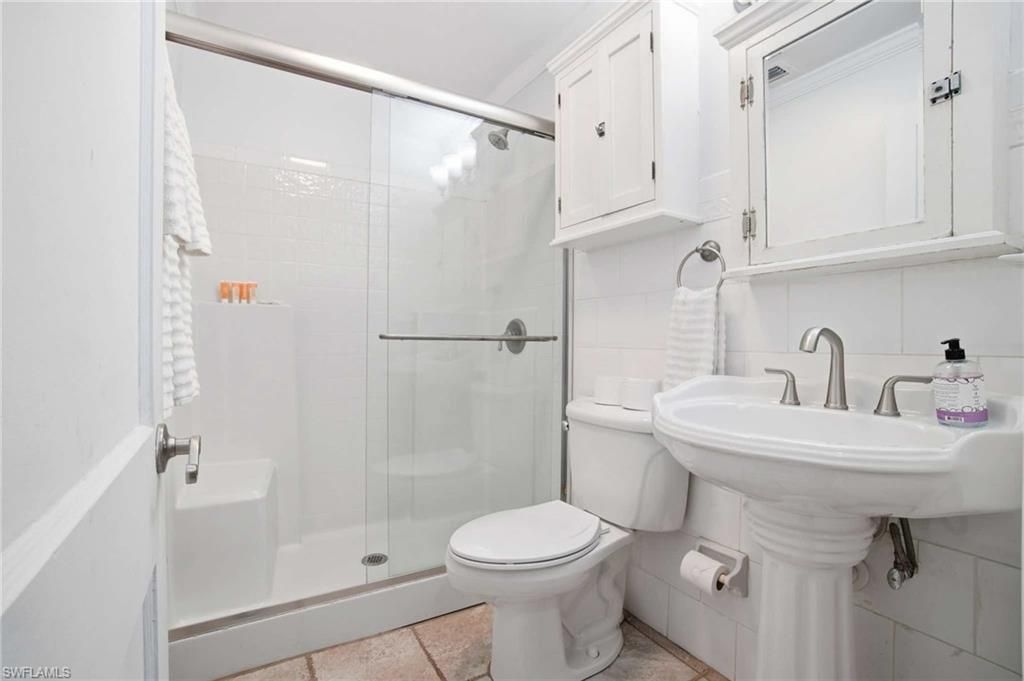 407 Copeland Ave N, Everglades City, FL 34139 Photo