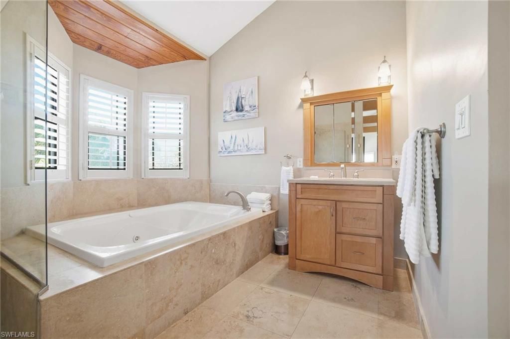 407 Copeland Ave N, Everglades City, FL 34139 Photo