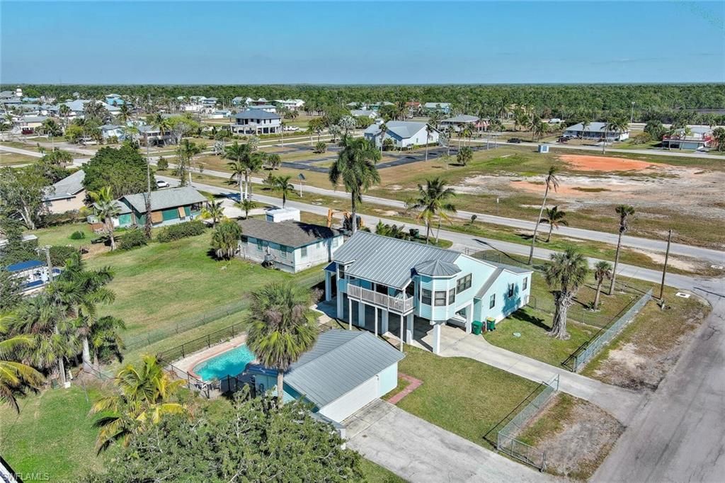 407 Copeland Ave N, Everglades City, FL 34139 Photo