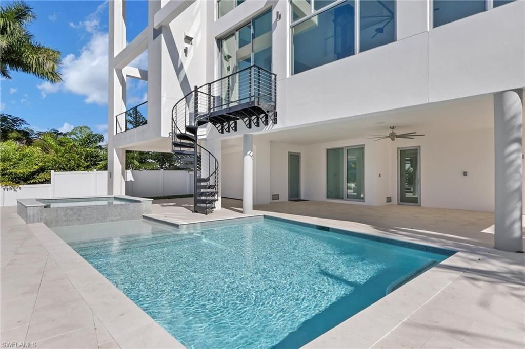 1798 Holiday Ln , Naples, FL 34104 Photo