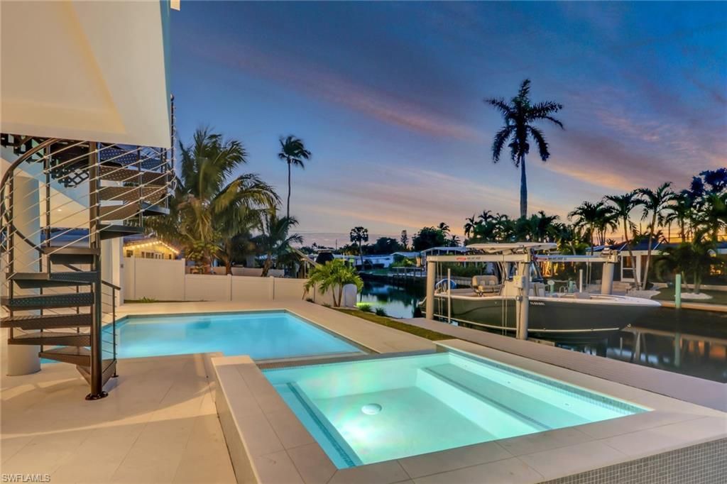 1798 Holiday Ln , Naples, FL 34104 Photo