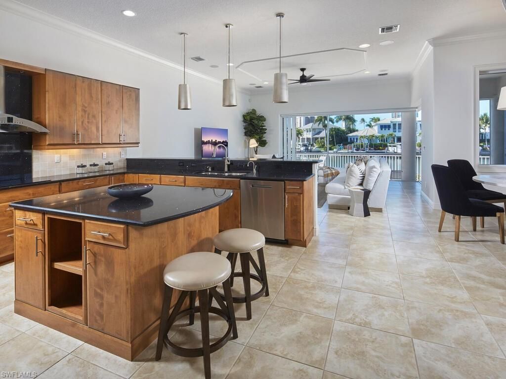 4419 Crayton Rd, Naples, FL 34103 Photo