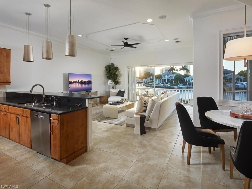 4419 Crayton Rd, Naples, FL 34103 Photo