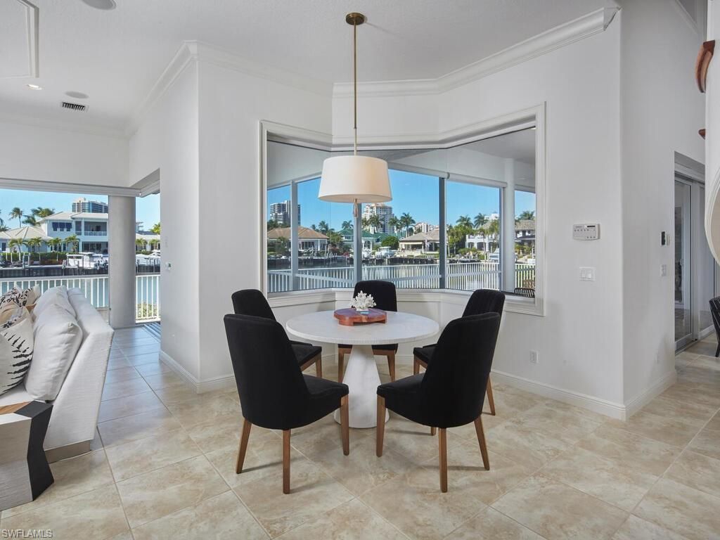 4419 Crayton Rd, Naples, FL 34103 Photo