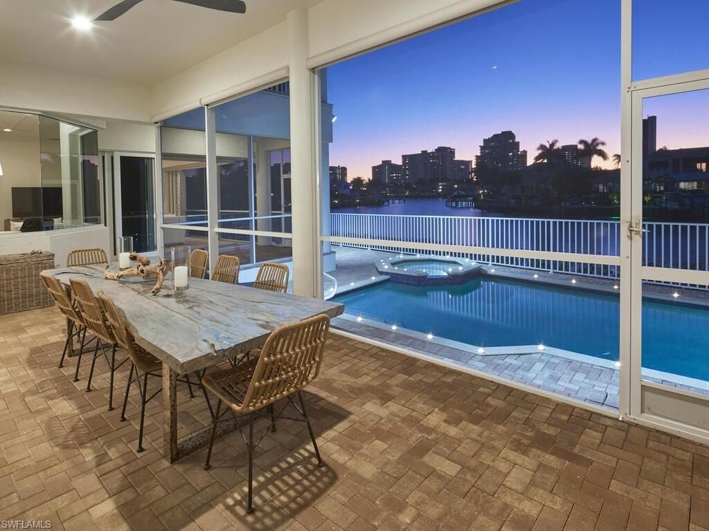 4419 Crayton Rd, Naples, FL 34103 Photo