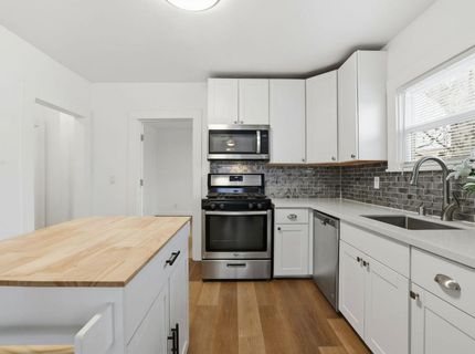 702 Dixieanne Ave, Sacramento, CA 95815 Photo