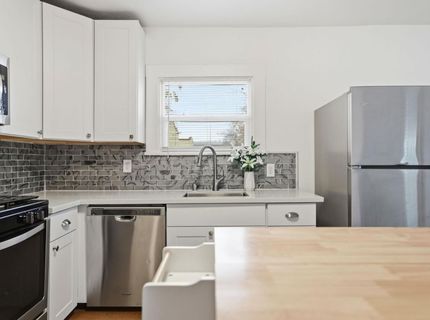 702 Dixieanne Ave, Sacramento, CA 95815 Photo