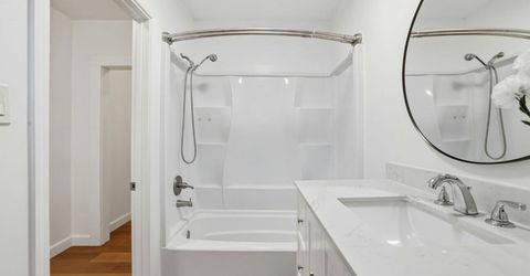 702 Dixieanne Ave, Sacramento, CA 95815 Photo