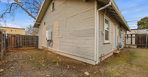 702 Dixieanne Ave, Sacramento, CA 95815 Photo
