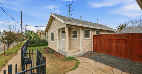 702 Dixieanne Ave, Sacramento, CA 95815 Photo