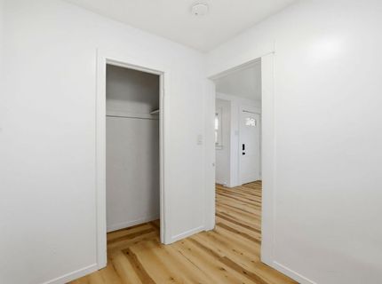 702 Dixieanne Ave, Sacramento, CA 95815 Photo