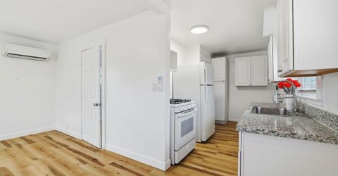 702 Dixieanne Ave, Sacramento, CA 95815 Photo