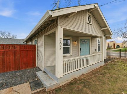 702 Dixieanne Ave, Sacramento, CA 95815 Photo