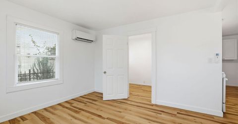 702 Dixieanne Ave, Sacramento, CA 95815 Photo