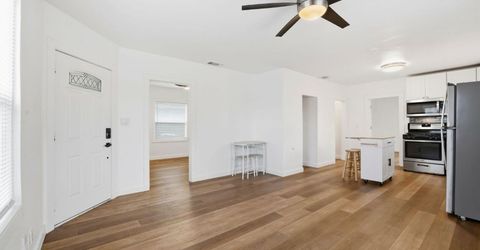 702 Dixieanne Ave, Sacramento, CA 95815 Photo