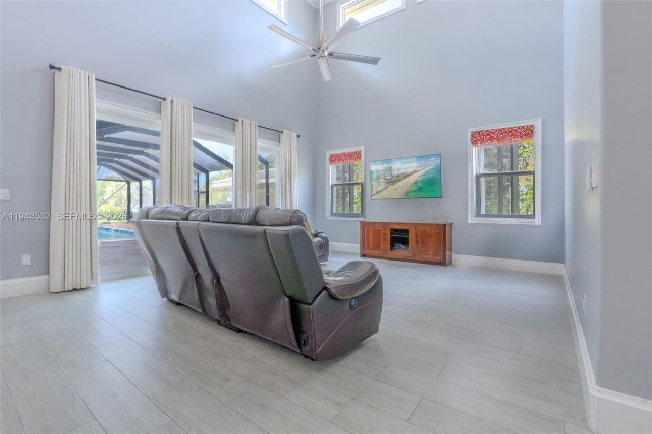 6077 NW 71st Ter , Parkland, FL 33067 Photo