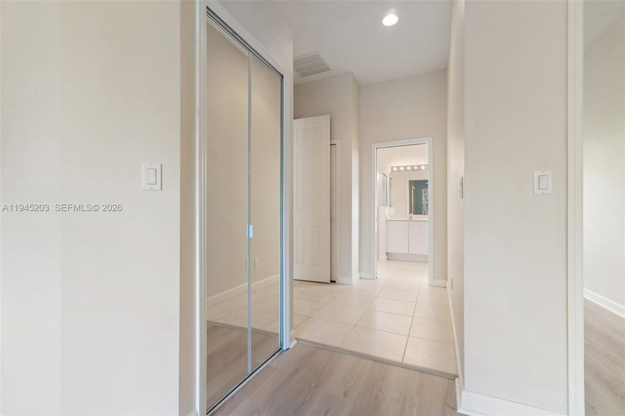 719 SW Munjack Cir, Port Saint Lucie, FL 34986 Photo