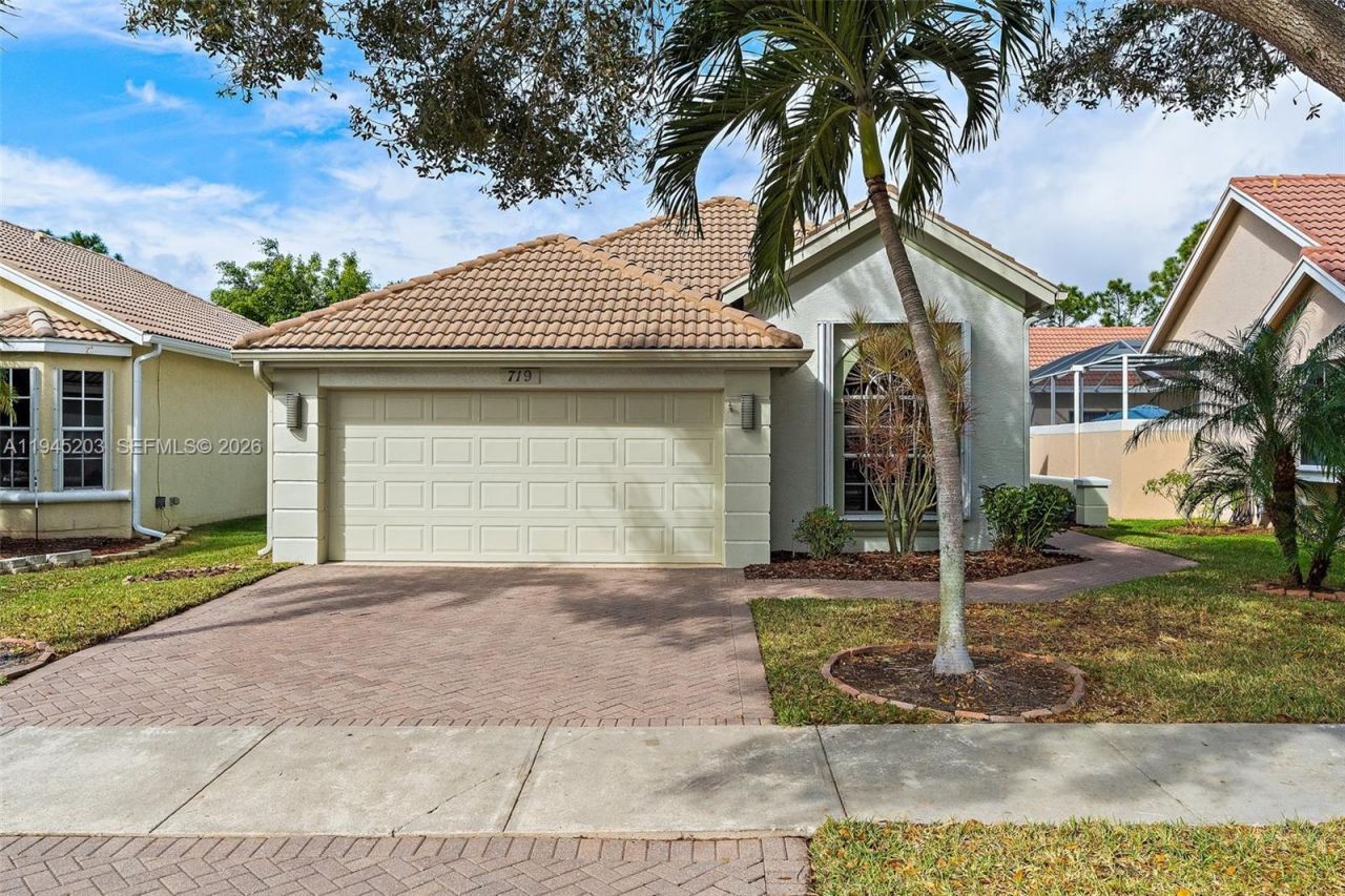 719 SW Munjack Cir, Port Saint Lucie, FL 34986 Photo