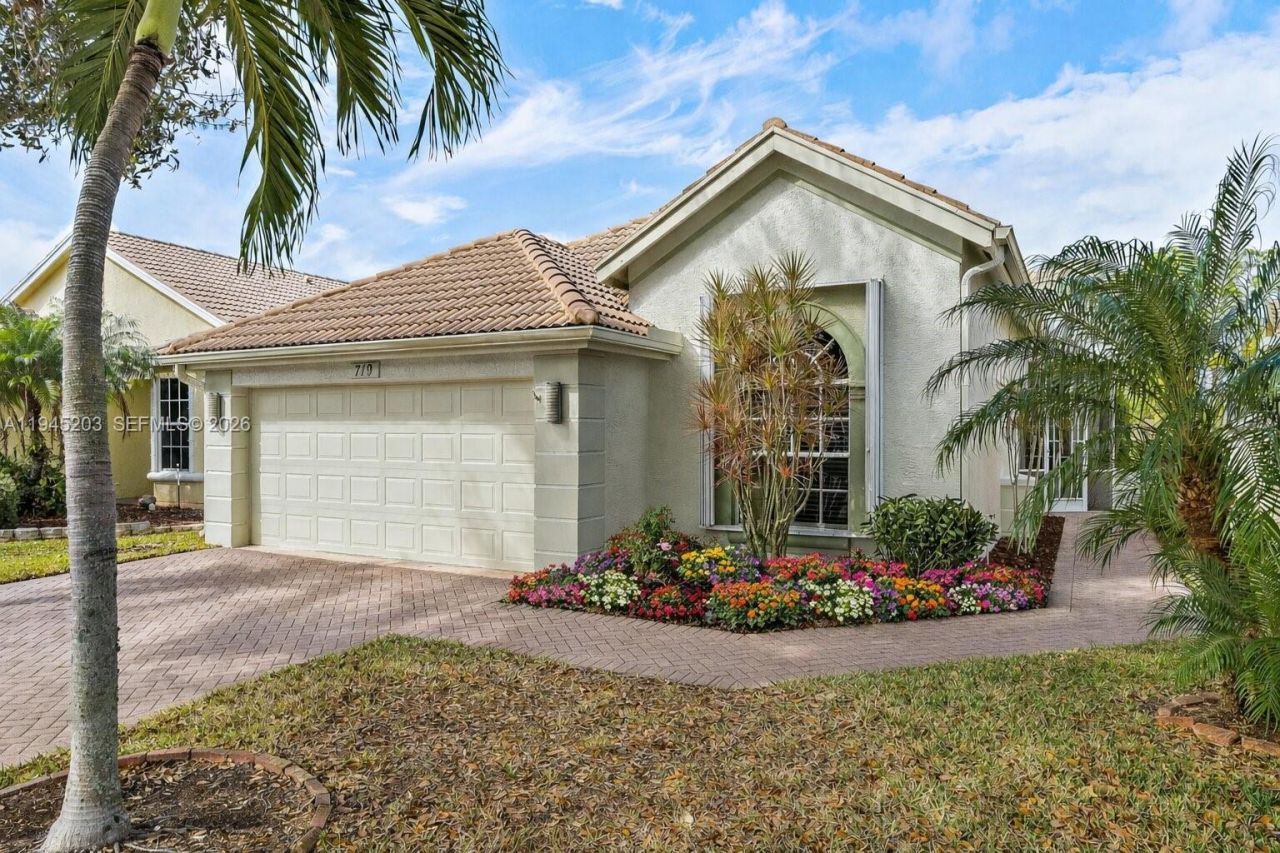 719 SW Munjack Cir, Port Saint Lucie, FL 34986 Photo