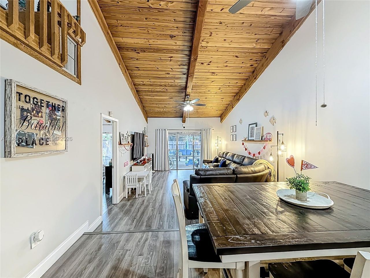 10340 Laurel Ct, Pembroke Pines, FL 33026 Photo