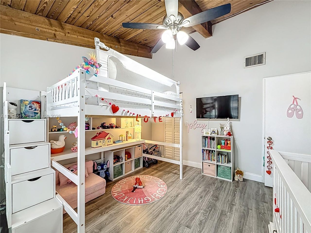 10340 Laurel Ct, Pembroke Pines, FL 33026 Photo