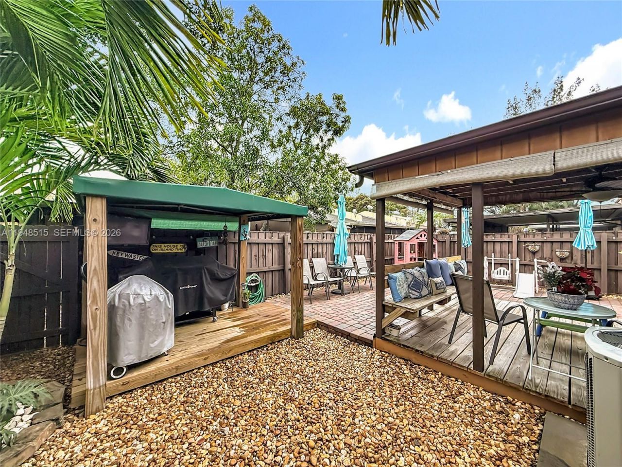 10340 Laurel Ct, Pembroke Pines, FL 33026 Photo