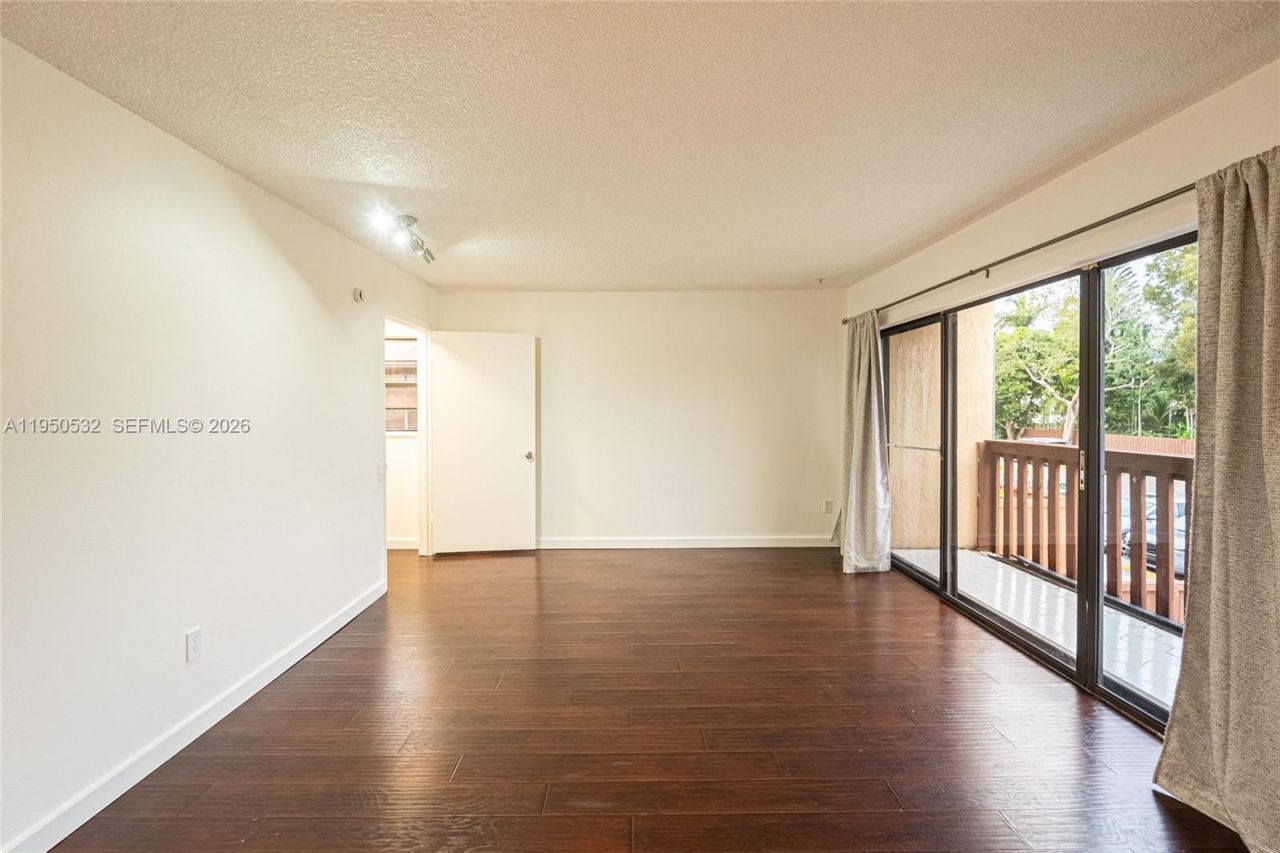 6534 SW 114th Pl, Unit G-75, Miami, FL 33173 Photo