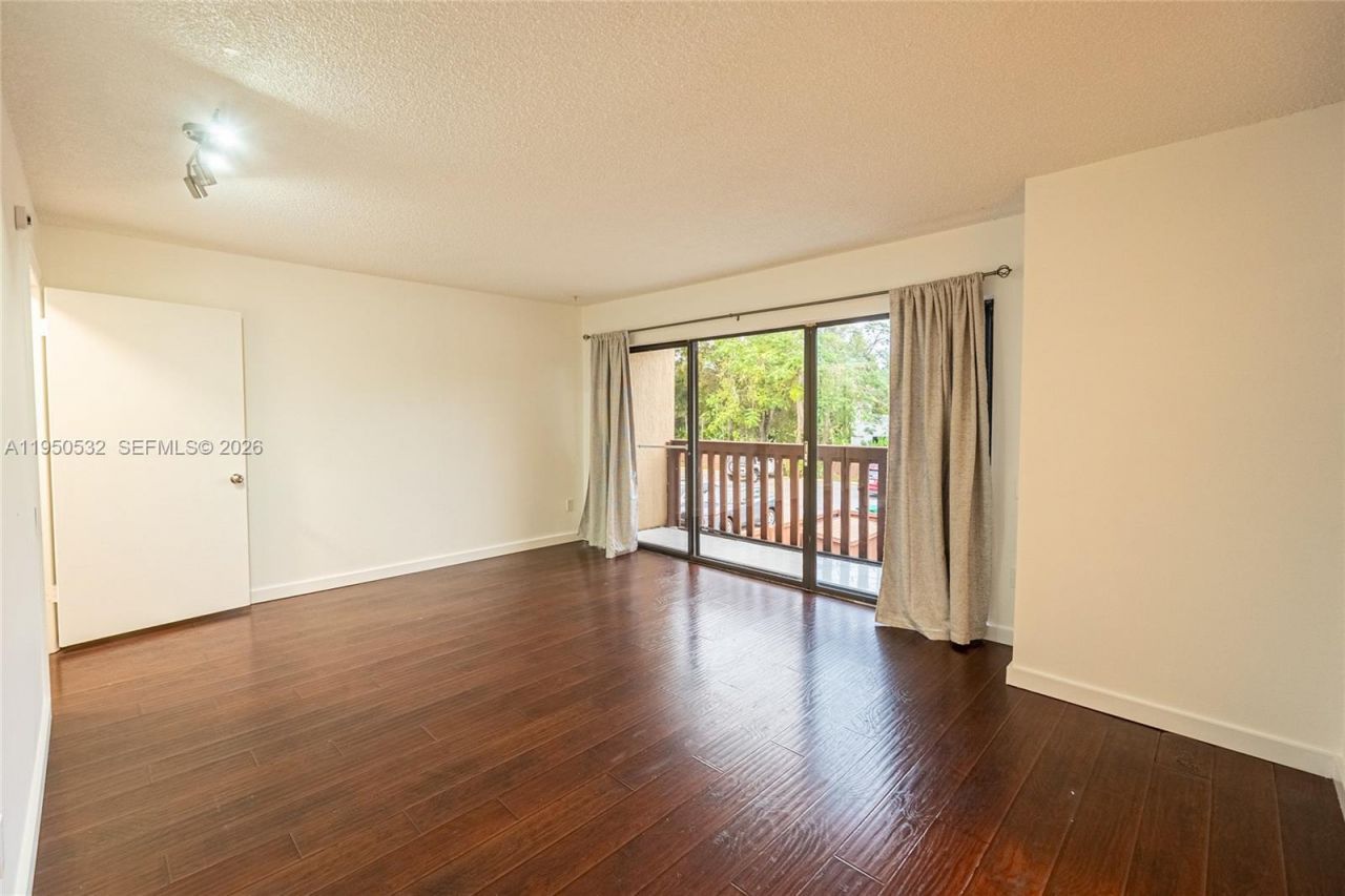 6534 SW 114th Pl, Unit G-75, Miami, FL 33173 Photo