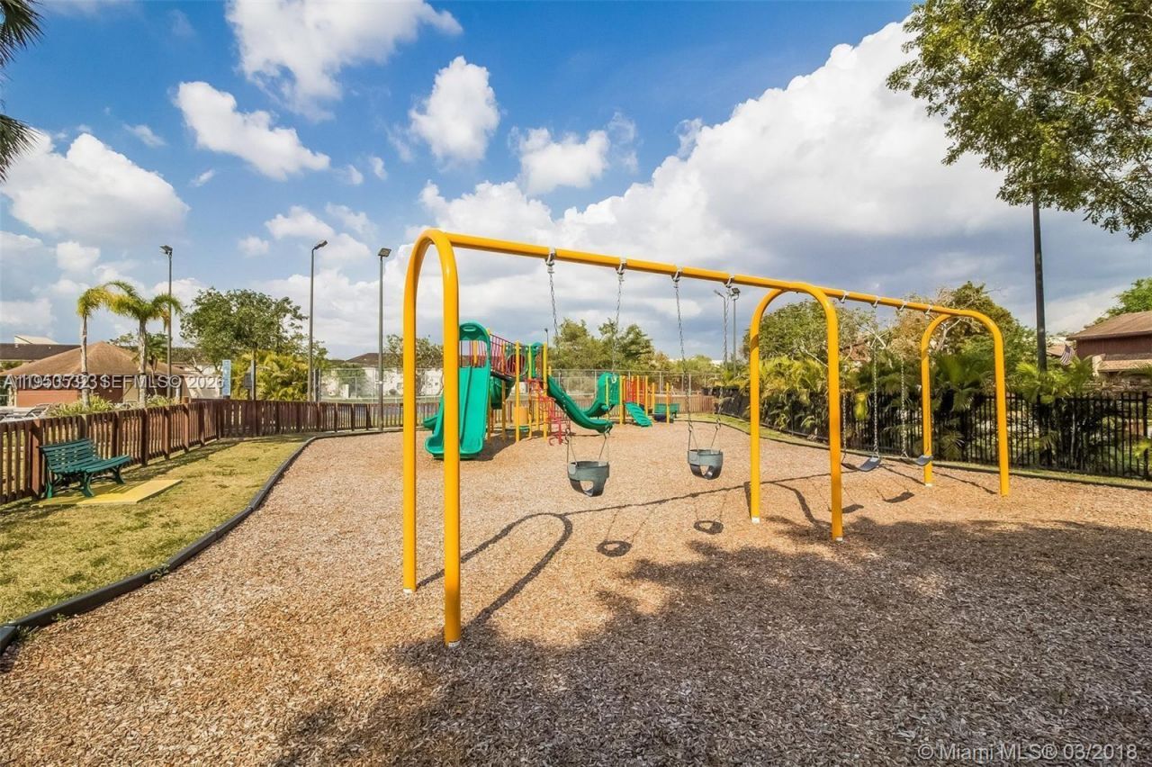 6534 SW 114th Pl, Unit G-75, Miami, FL 33173 Photo