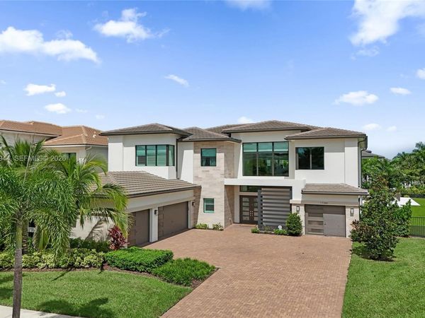 17385 Ponte Chiasso Dr, Boca Raton, FL 33496