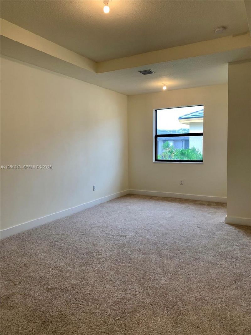 15849 NW 91st Ct, Miami Lakes, FL 33018 Photo