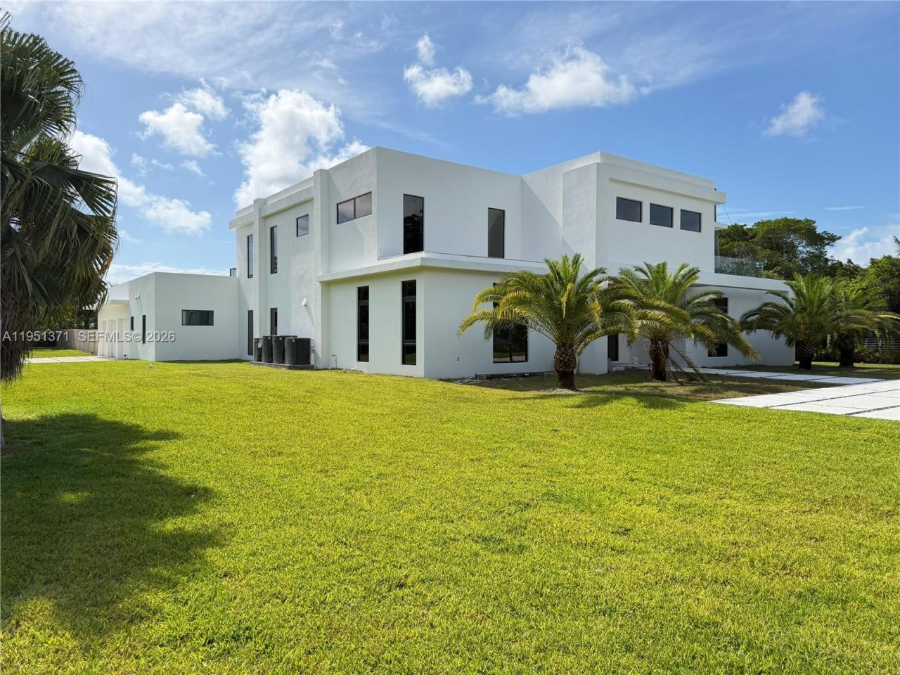 6190 SW 128th St, Pinecrest, FL 33156 Photo