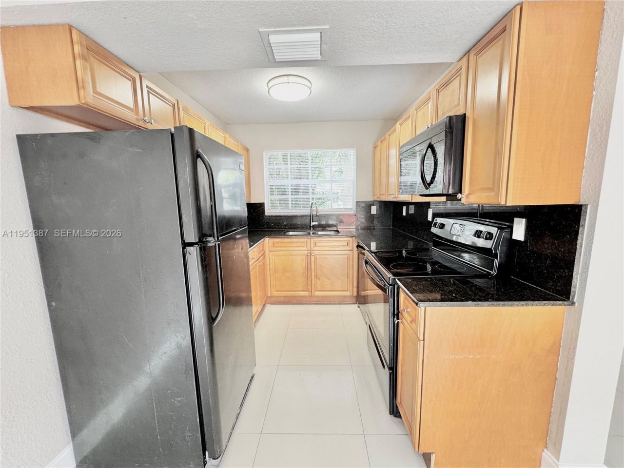 3840 SW 52nd Ave, Unit 3840, Pembroke Park, FL 33023 Photo