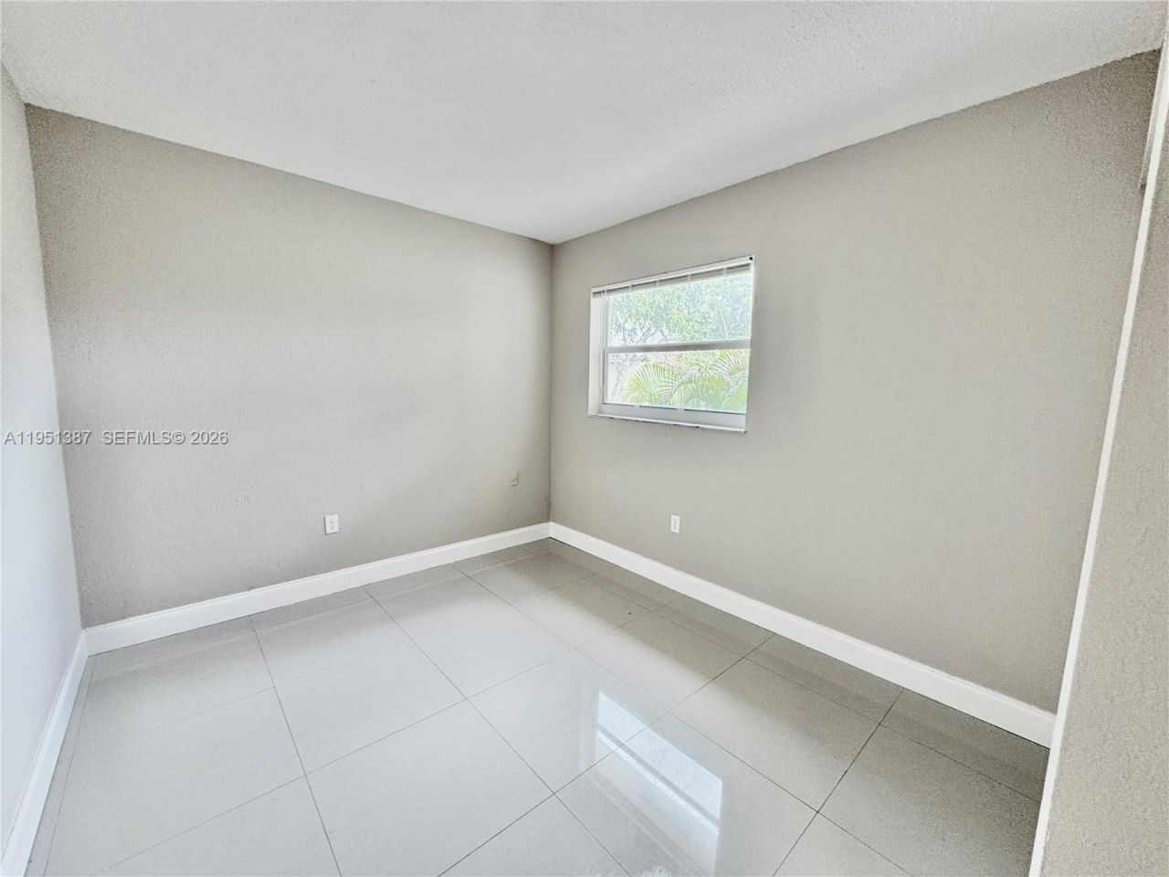 3840 SW 52nd Ave, Unit 3840, Pembroke Park, FL 33023 Photo