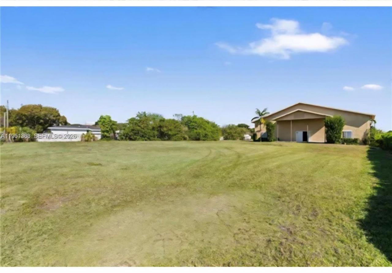 21571 SW 110th Ave , Miami, FL 33189 Photo