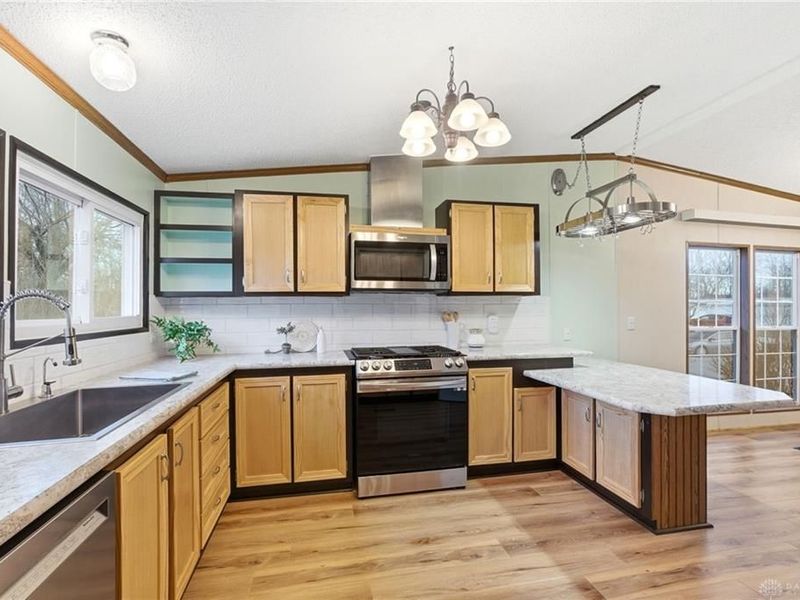 12223 Jason Drive, Medway, OH 45341 Photo 12