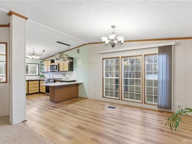 12223 Jason Drive, Medway, OH 45341 Photo 8