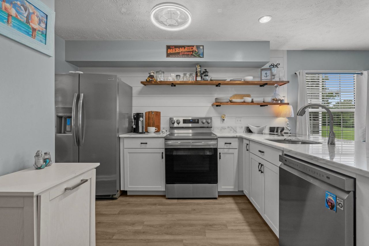 629 Waterway Village Blvd Photo 14