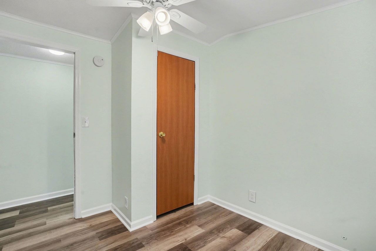 527 Key Largo Ave. Photo 16