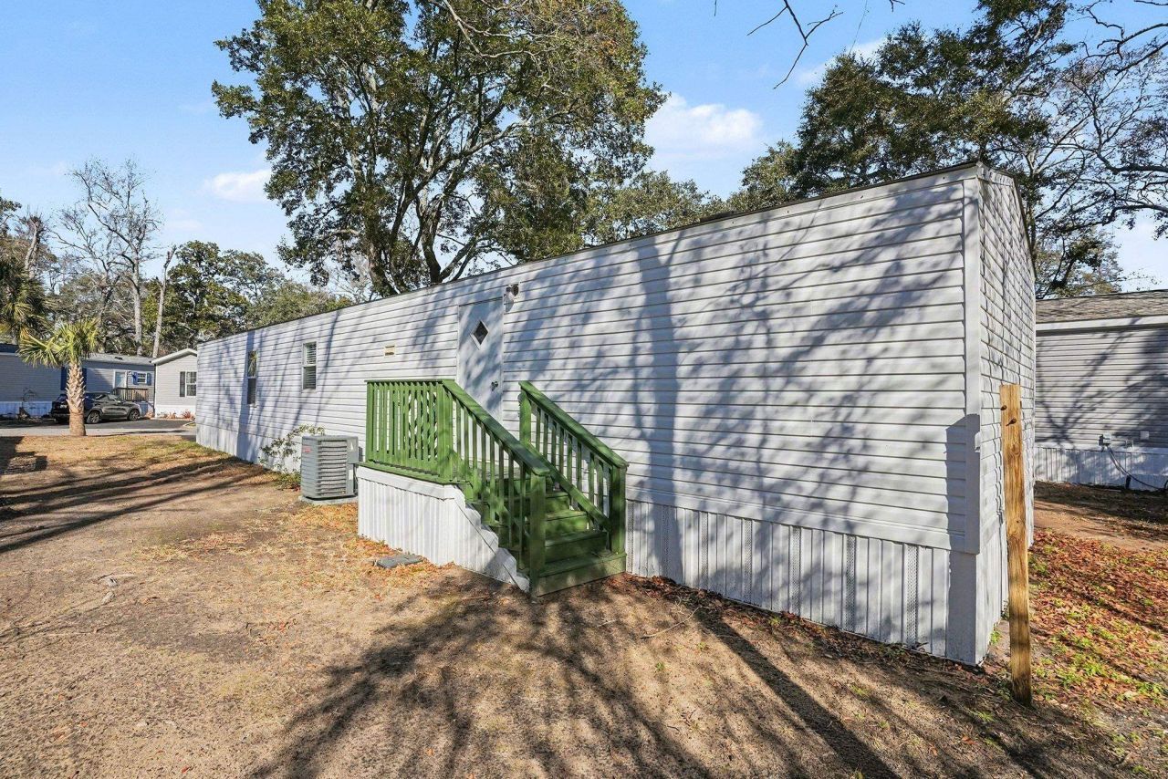 527 Key Largo Ave. Photo 7