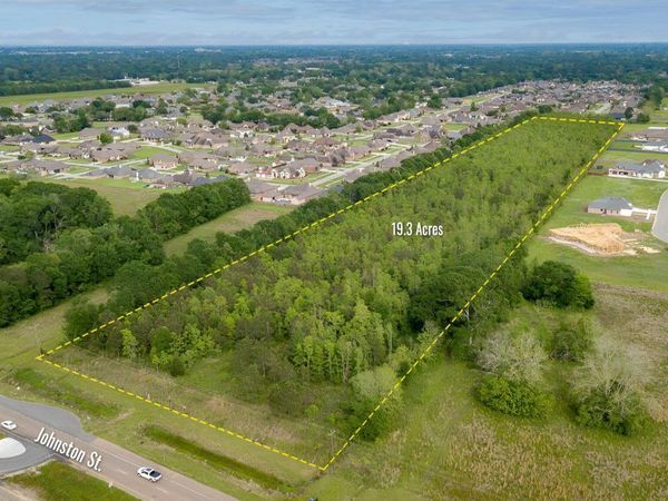 6900 Blk Johnston Street, Lafayette, LA 70503