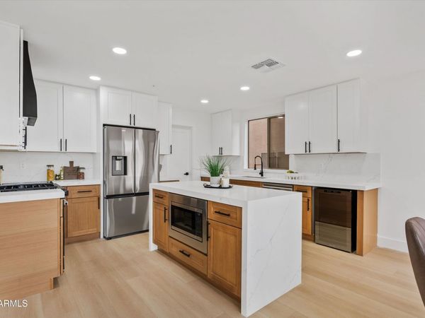 7480 E CHRISTMAS CHOLLA Drive, Scottsdale, AZ 85255