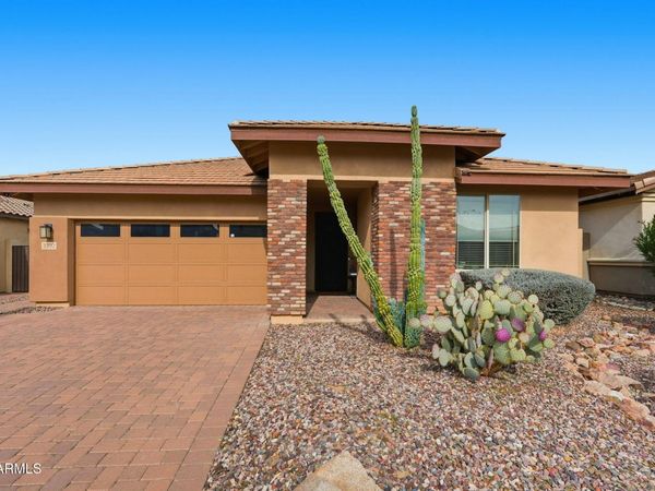 3392 E MYRTABEL Way, Gilbert, AZ 85298