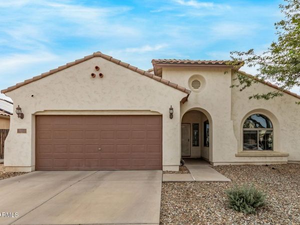 5831 W PEDRO Lane, Laveen, AZ 85339