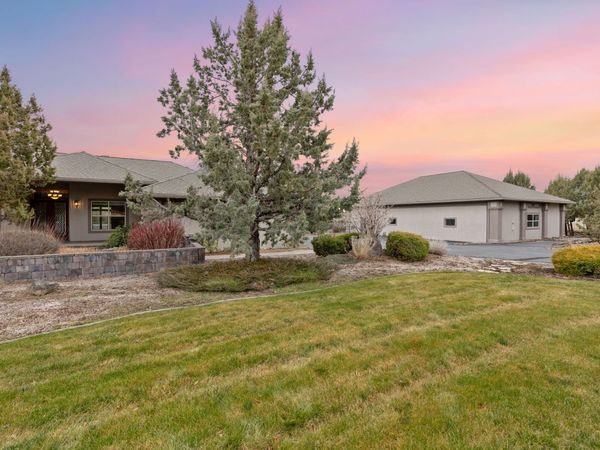 2158 SE Blue Skies Lane, Prineville, OR 97754