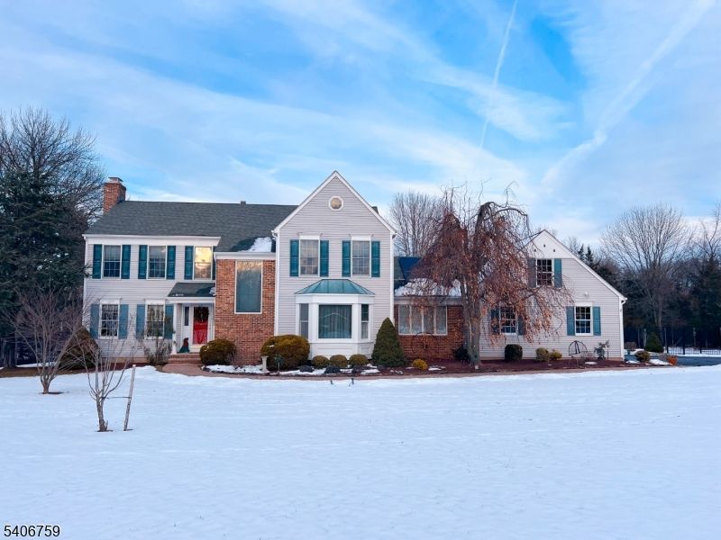 2 Constitution Way, Readington, NJ 08822 Main Photo