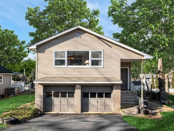 517 VAIL ROAD, Roxbury, NJ 07850