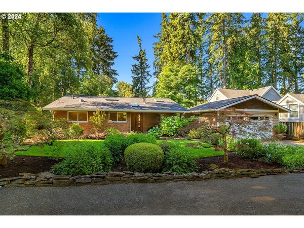 4550 DOGWOOD DR, Lake Oswego, OR 97035