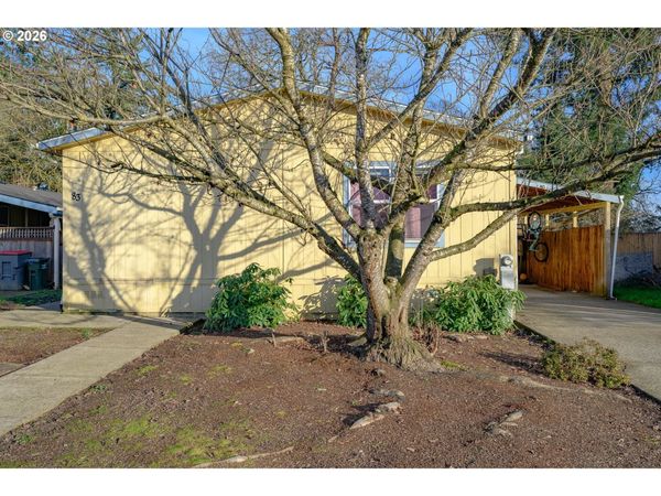 1282 E 3RD ST, Unit 83, Lafayette, OR 97127